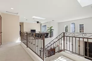 18120 Jaguar Ct, Tarzana, CA 91335 - Photo 23