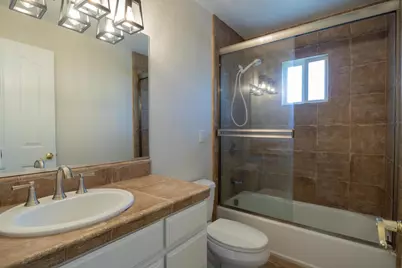 80 Roosevelt Ave, San Martin, CA 95046 - Photo 11