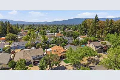 4036 Lemoyne Way, Campbell, CA 95008 - Photo 33