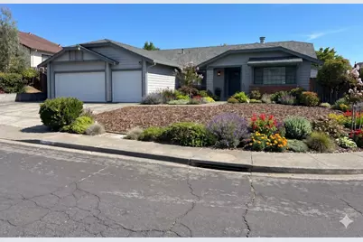 299 Lippizan Dr, Vallejo, CA 94591 - Photo 1