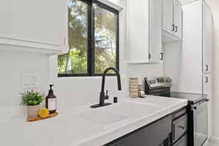 5904 Oak Ave, Carmichael, CA 95608 - Photo 11
