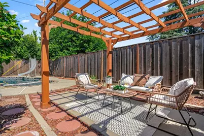 1001 W Latimer Ave, Campbell, CA 95008 - Photo 27