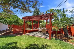 950 Black Mountain Ct, Los Altos, CA 94024 - Photo 43