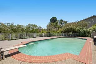1407 Carlton Rd, Hillsborough, CA 94010 - Photo 33