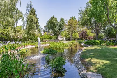 809 Runningwood Cir, Mountain View, CA 94040 - Photo 25