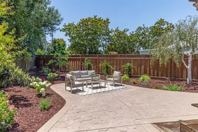 809 Runningwood Cir, Mountain View, CA 94040 - Photo 21