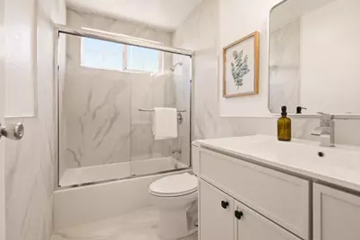 201 Springdale Dr, Pacifica, CA 94044 - Photo 17