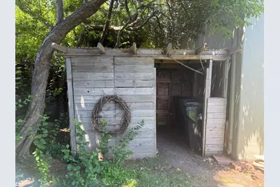 222 Oak St, Salinas, CA 93901 - Photo 13