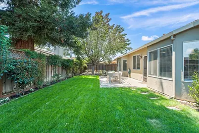 1050 Violet Way, Gilroy, CA 95020 - Photo 35