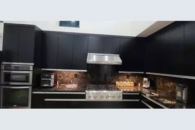 10133 Annie St, Elk Grove, CA 95757 - Photo 11
