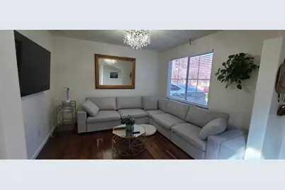 10133 Annie St, Elk Grove, CA 95757 - Photo 13
