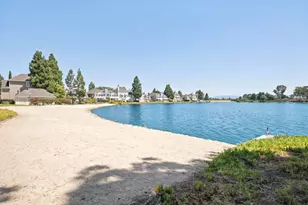 1052 Galley Ln, Foster City, CA 94404 - Photo 47
