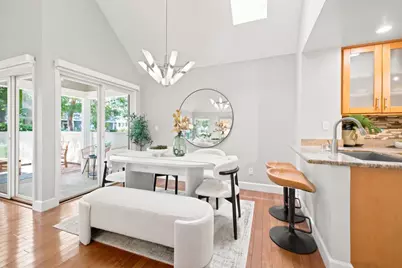 1052 Galley Ln, Foster City, CA 94404 - Photo 9
