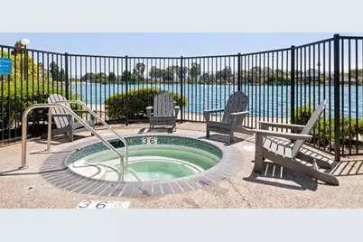 1052 Galley Ln, Foster City, CA 94404 - Photo 45