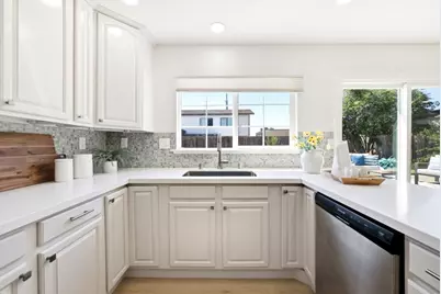 8183 Pebble Beach Ave, Newark, CA 94560 - Photo 13