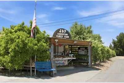 5477 Harvard Dr, San Jose, CA 95118 - Photo 27