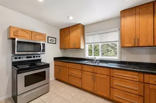 22610 Valley View Dr, Hayward, CA 94541 - Photo 15