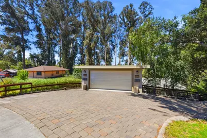 22610 Valley View Dr, Hayward, CA 94541 - Photo 3