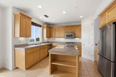 522 Seacliff Pl, Richmond, CA 94801 - Photo 7