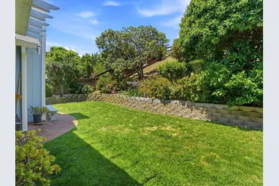 231 Breezewalk Dr, Vallejo, CA 94591 - Photo 43
