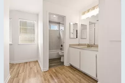 21062 Gary Dr 102, Hayward, CA 94546 - Photo 11