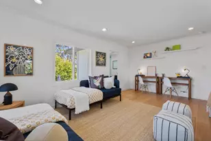 2550 Hayward Dr, Burlingame, CA 94010 - Photo 47
