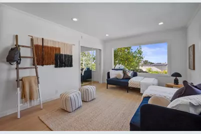 2550 Hayward Dr, Burlingame, CA 94010 - Photo 41