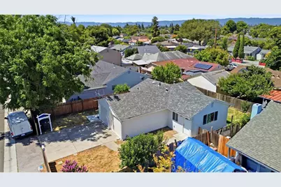 2369 Oakwood Dr, East Palo Alto, CA 94303 - Photo 21