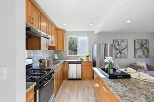 2369 Oakwood Dr, East Palo Alto, CA 94303 - Photo 29