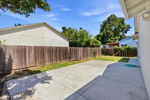 2369 Oakwood Dr, East Palo Alto, CA 94303 - Photo 11