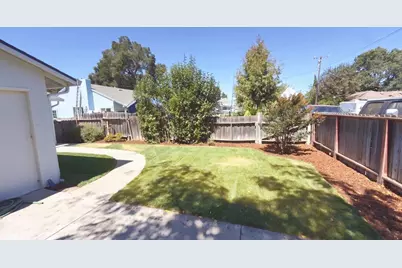 2369 Oakwood Dr, East Palo Alto, CA 94303 - Photo 7