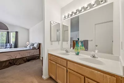 4923 Shady Leaf Way, Sacramento, CA 95838 - Photo 17