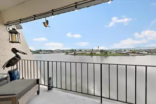 444 Fathom Dr, San Mateo, CA 94404 - Photo 3