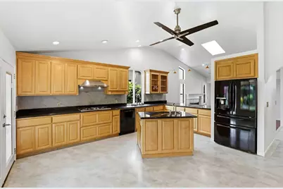 1191 Trieste Dr, Hollister, CA 95023 - Photo 19