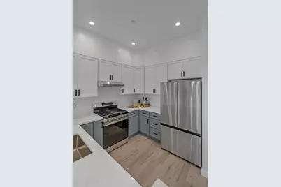 889 McLellan Dr 206, South San Francisco, CA 94080 - Photo 13