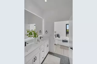 889 McLellan Dr 206, South San Francisco, CA 94080 - Photo 41