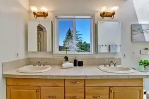 23056 Evergreen Ln, Los Gatos, CA 95033 - Photo 19