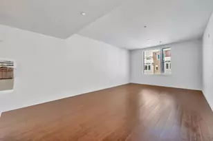 501 Hudson Ave 304, San Francisco, CA 94124 - Photo 3
