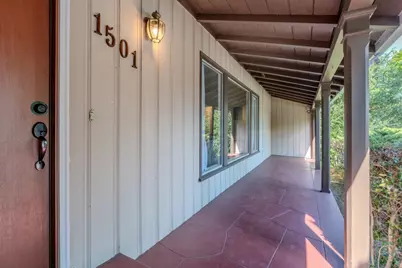 1501 Vancouver Ave, Burlingame, CA 94010 - Photo 7