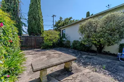 1501 Vancouver Ave, Burlingame, CA 94010 - Photo 31