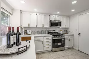1101 Clifford Ln, Milpitas, CA 95035 - Photo 17