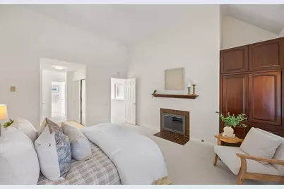 816 Balboa Ln, Foster City, CA 94404 - Photo 17