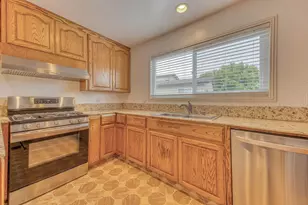 476 Larson Ct, Marina, CA 93933 - Photo 9
