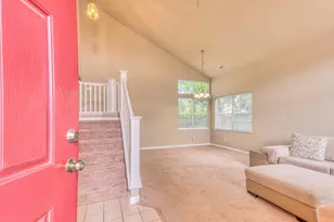 1185 Raven Ct, Salinas, CA 93905 - Photo 3