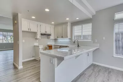 1920 Constitution Blvd 24, Salinas, CA 93905 - Photo 11