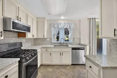 1176 Cobblestone St, Salinas, CA 93905 - Photo 23