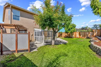 2521 Glenview Dr, Hollister, CA 95023 - Photo 31