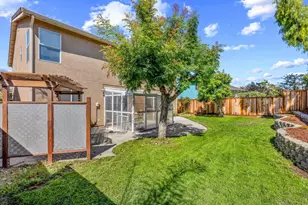 2521 Glenview Dr, Hollister, CA 95023 - Photo 31