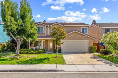 2521 Glenview Dr, Hollister, CA 95023 - Photo 1
