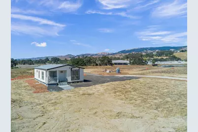 2055 Rucker Ave, Gilroy, CA 95020 - Photo 11
